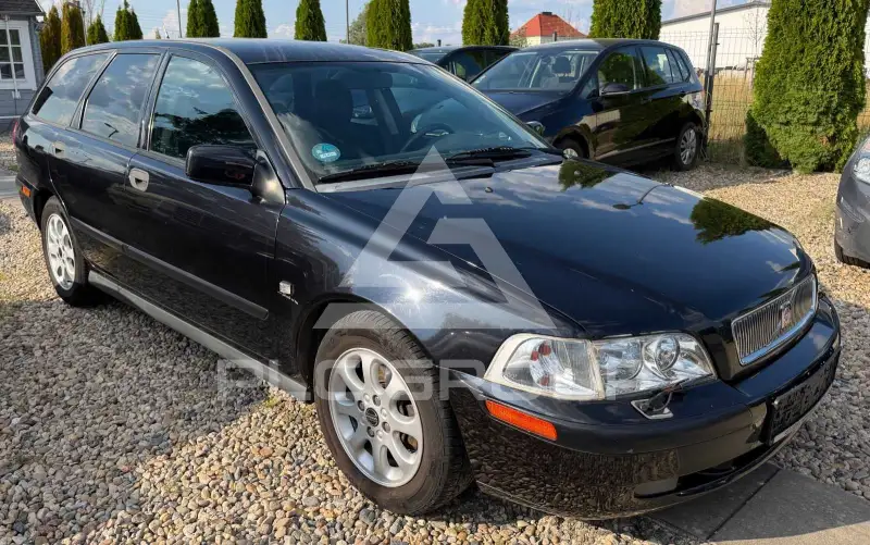 2003 Volvo V40