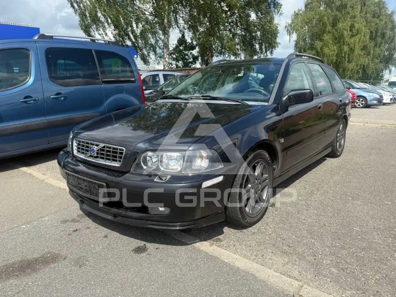 2003 Volvo V40