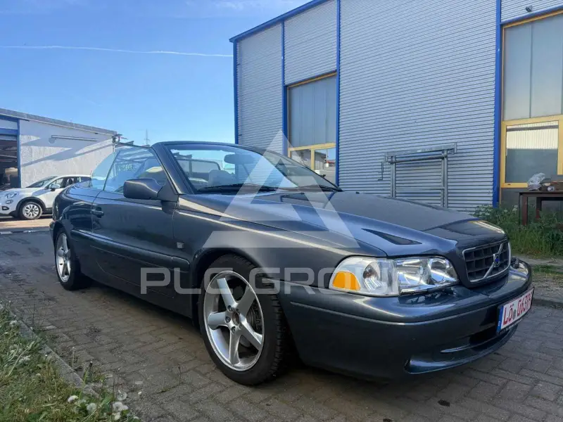 2003 Volvo C70