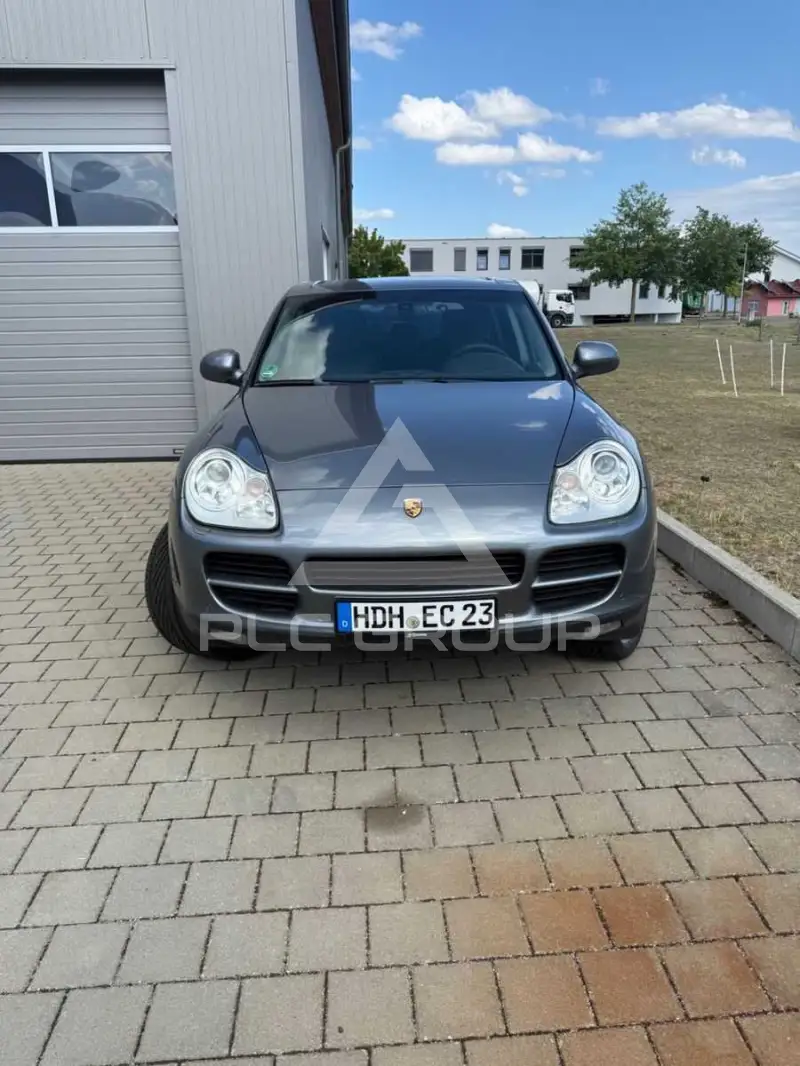 2003 Porsche Cayenne