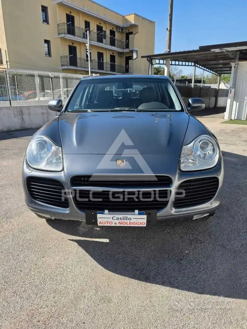 2003 Porsche Cayenne
