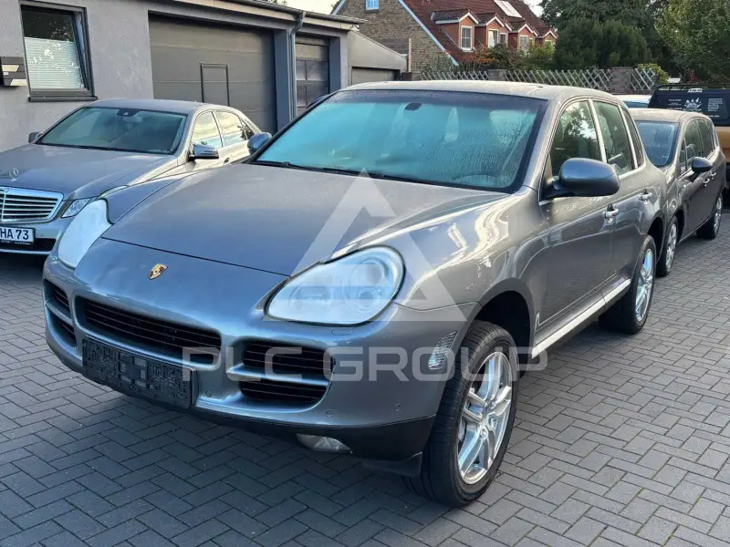 2003 Porsche Cayenne