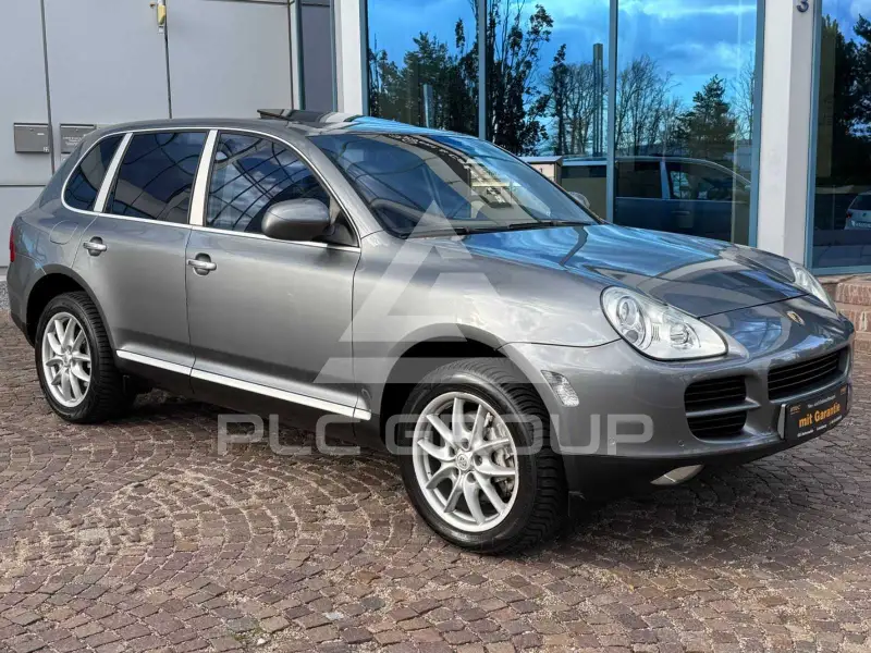 2003 Porsche Cayenne