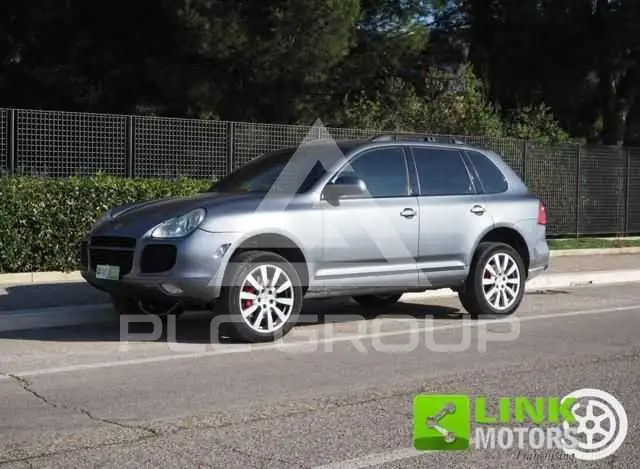 2003 Porsche Cayenne