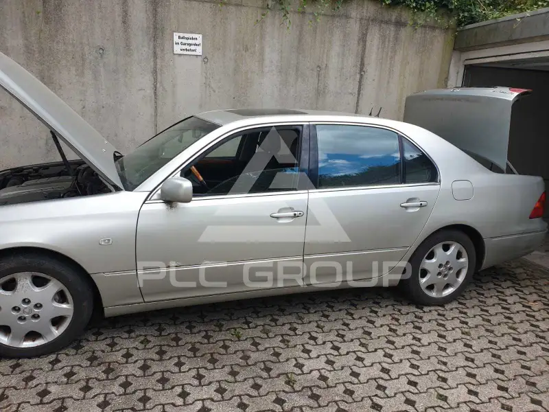 2003 Lexus LS430
