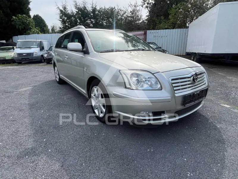 2003 Toyota Avensis