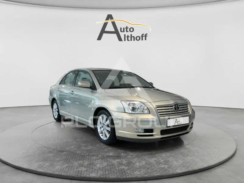 2003 Toyota Avensis