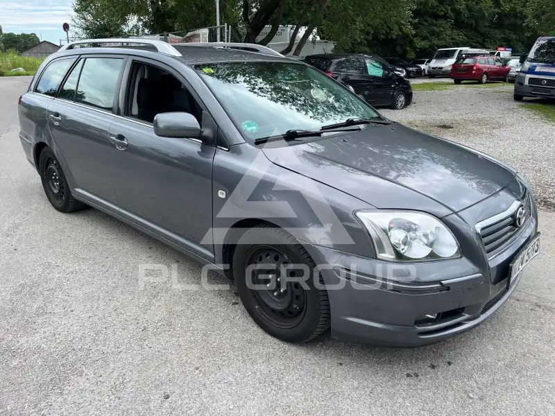 2003 Toyota Avensis