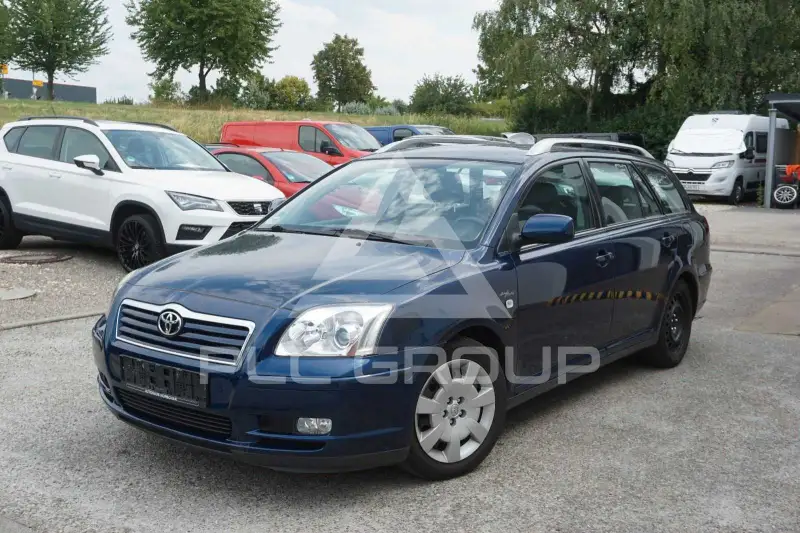 2003 Toyota Avensis