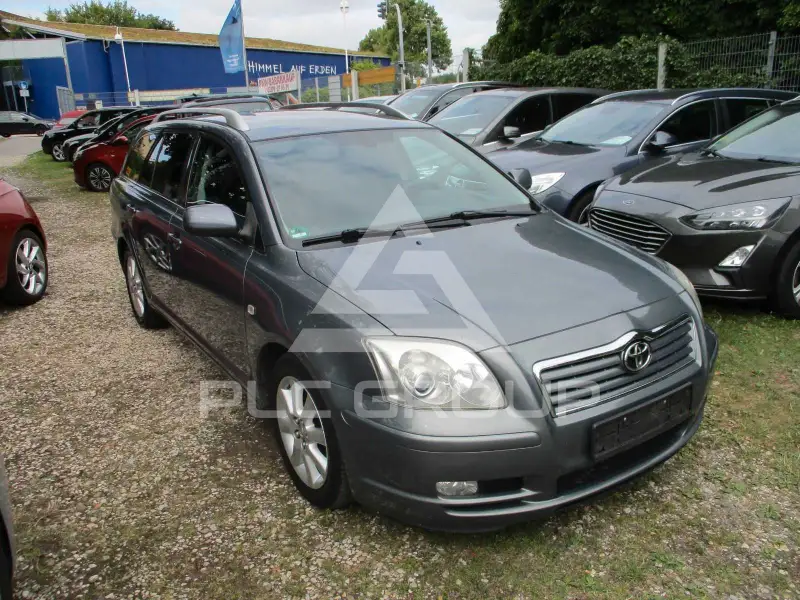 2003 Toyota Avensis