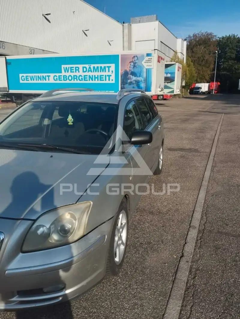 2003 Toyota Avensis
