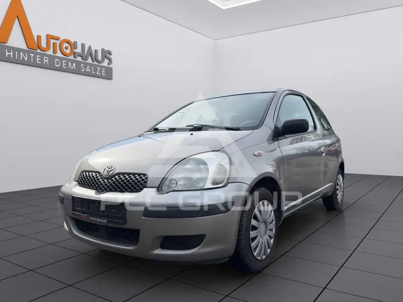 2003 Toyota YARIS