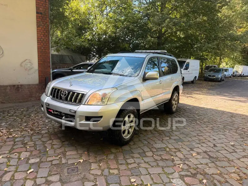 2003 Toyota LAND CRUISER