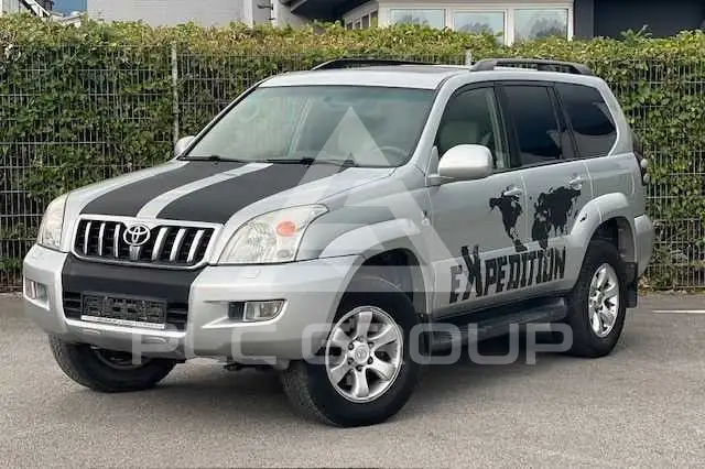 2003 Toyota LAND CRUISER