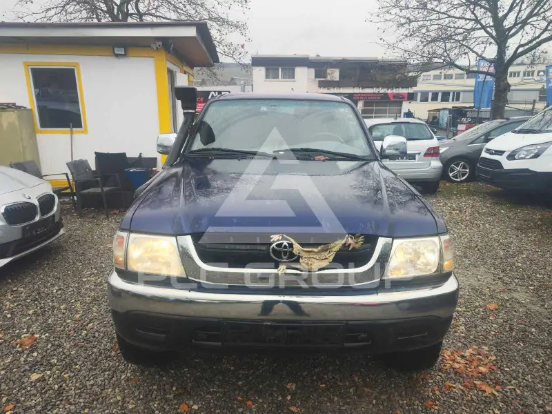 2003 Toyota Hilux