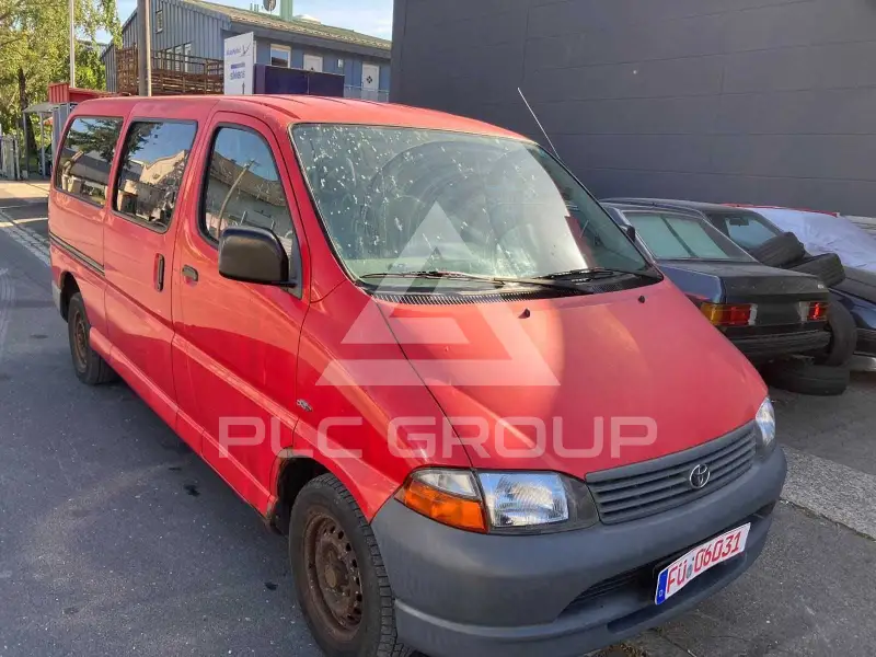 2003 Toyota Hiace