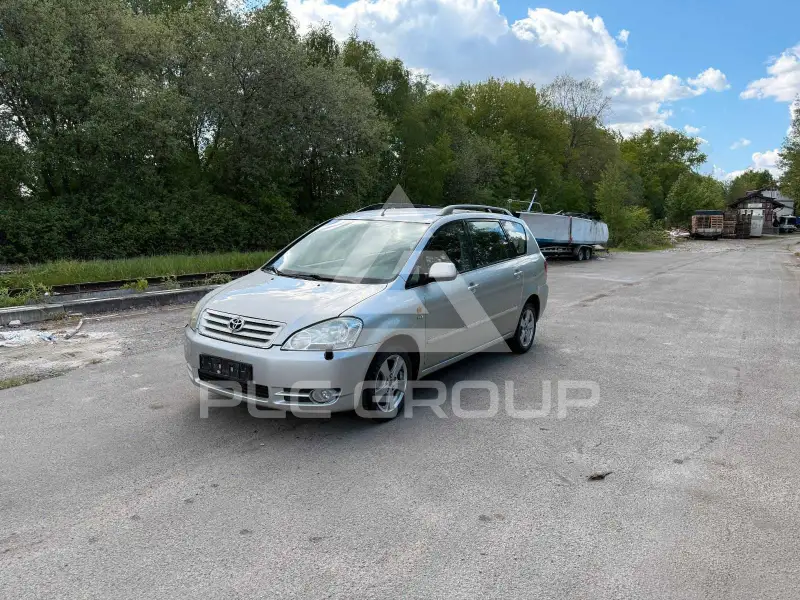 2003 Toyota Avensis