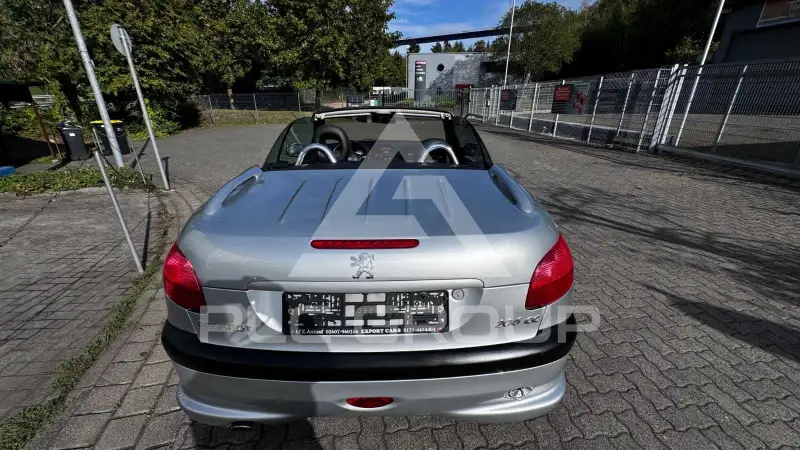 2003 Peugeot 206