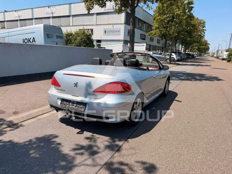 2003 Peugeot 307