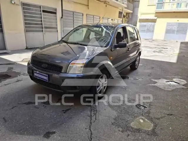 2003 Ford FUSION