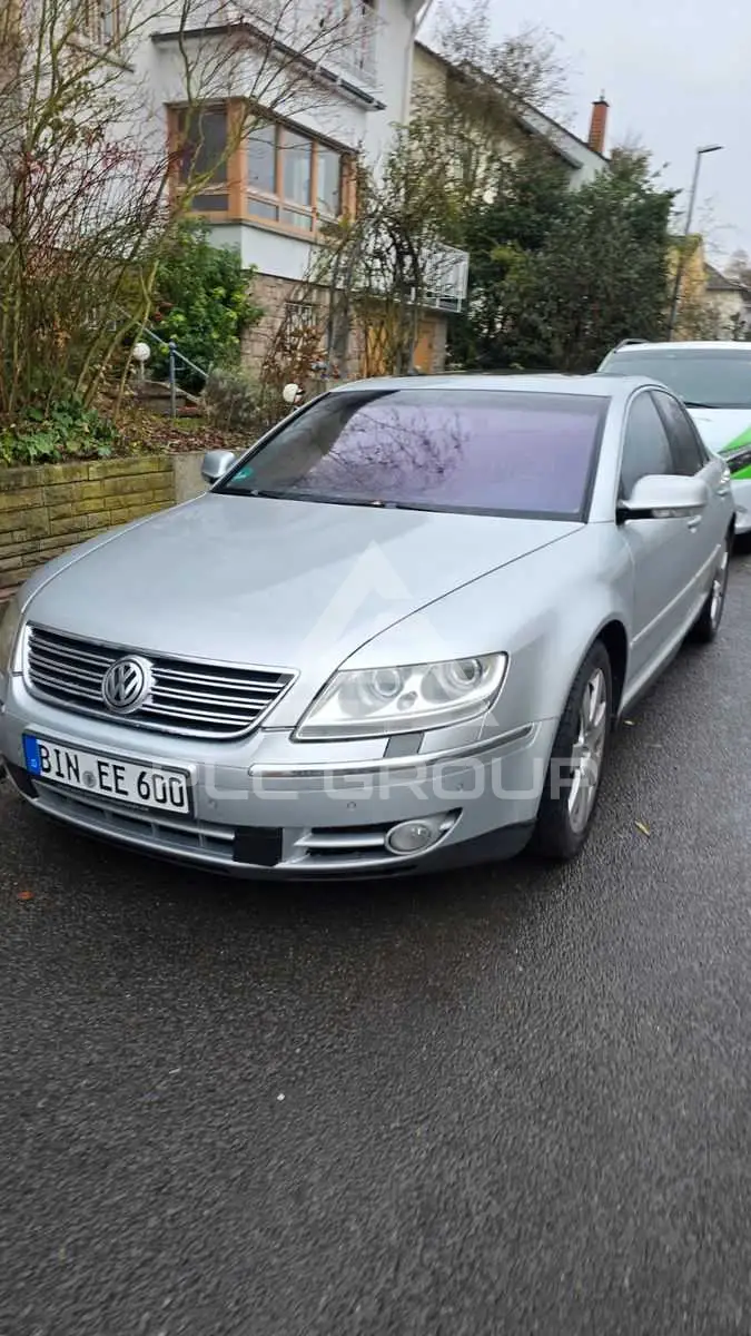 2003 Volkswagen PHAETON