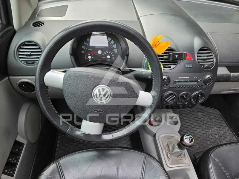 2003 Volkswagen BEETLE