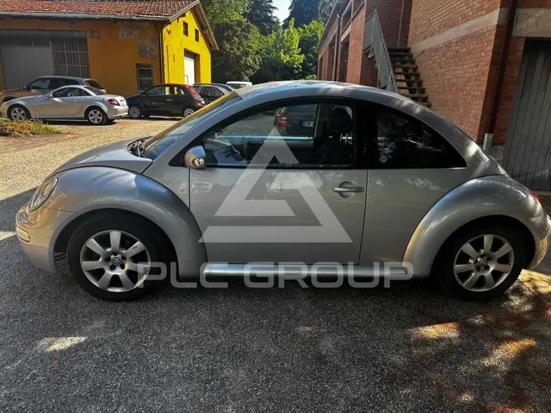 2003 Volkswagen BEETLE