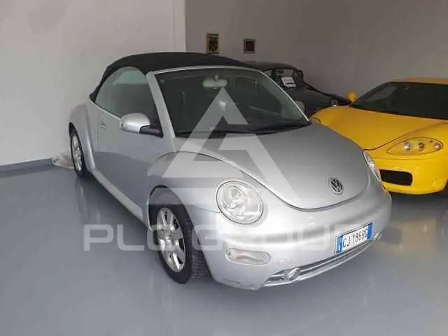 2003 Volkswagen BEETLE