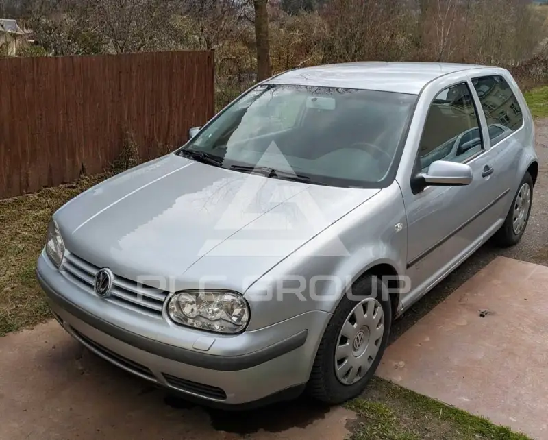 2003 Volkswagen GOLF