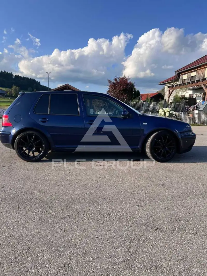 2003 Volkswagen GOLF