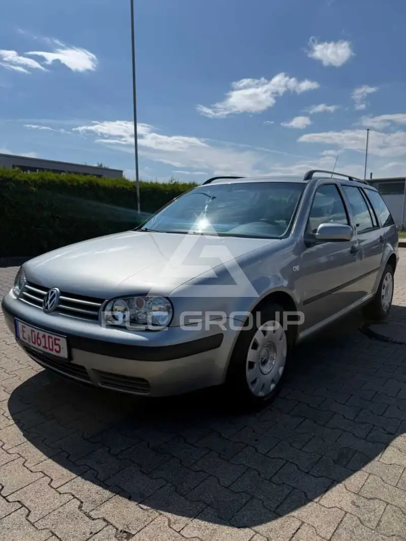 2003 Volkswagen GOLF