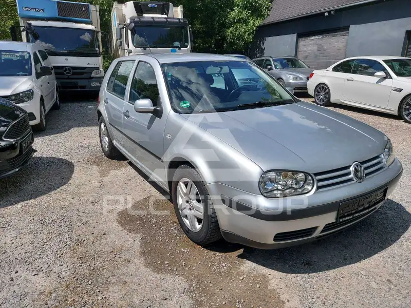 2003 Volkswagen GOLF