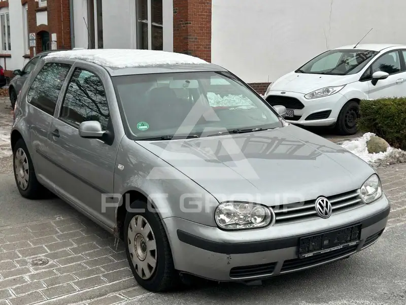 2003 Volkswagen GOLF