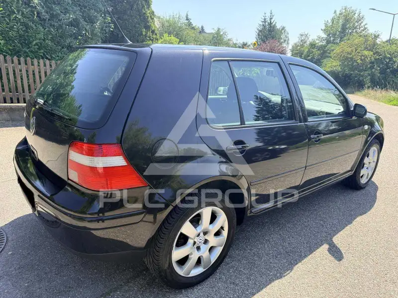 2003 Volkswagen GOLF