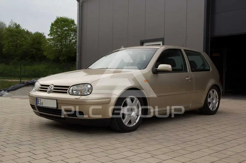 2003 Volkswagen GOLF