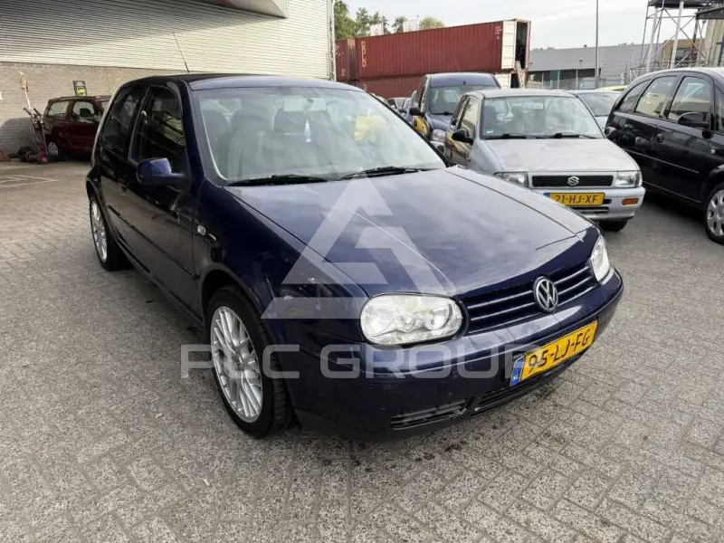 2003 Volkswagen GOLF