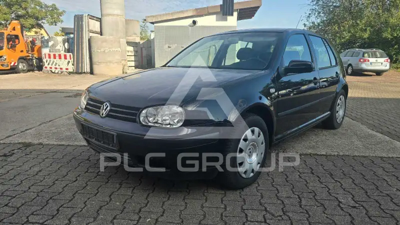 2003 Volkswagen GOLF