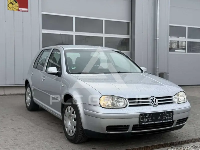 2003 Volkswagen GOLF