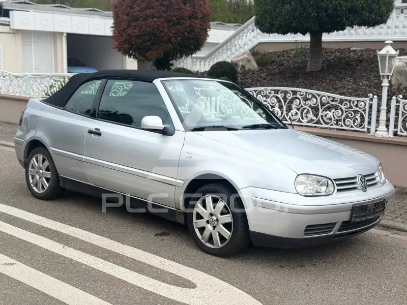 2003 Volkswagen GOLF