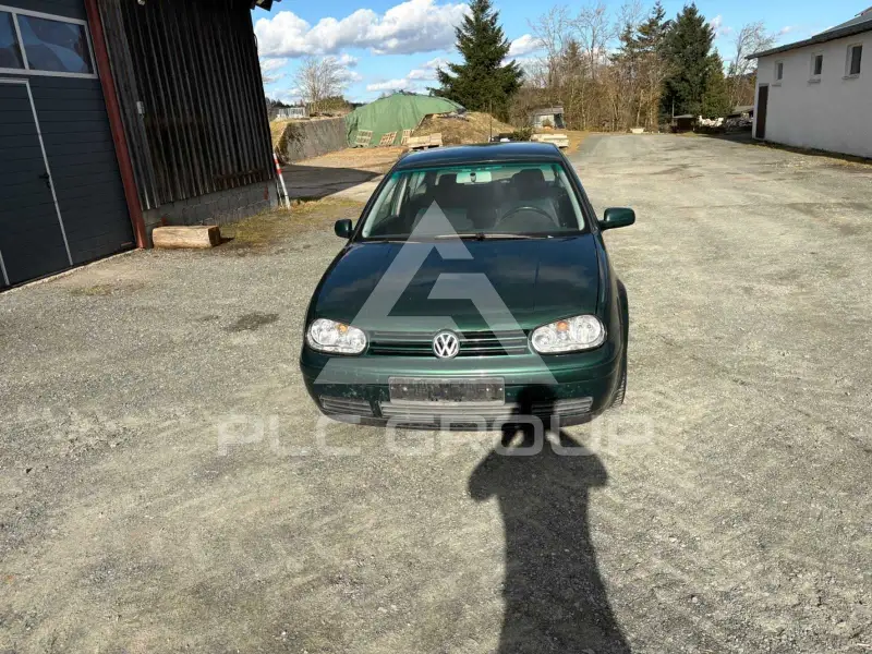 2003 Volkswagen GOLF