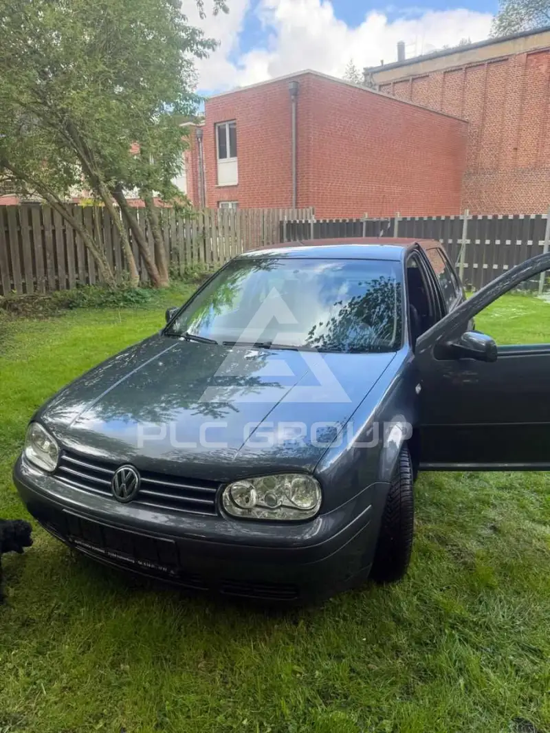2003 Volkswagen GOLF