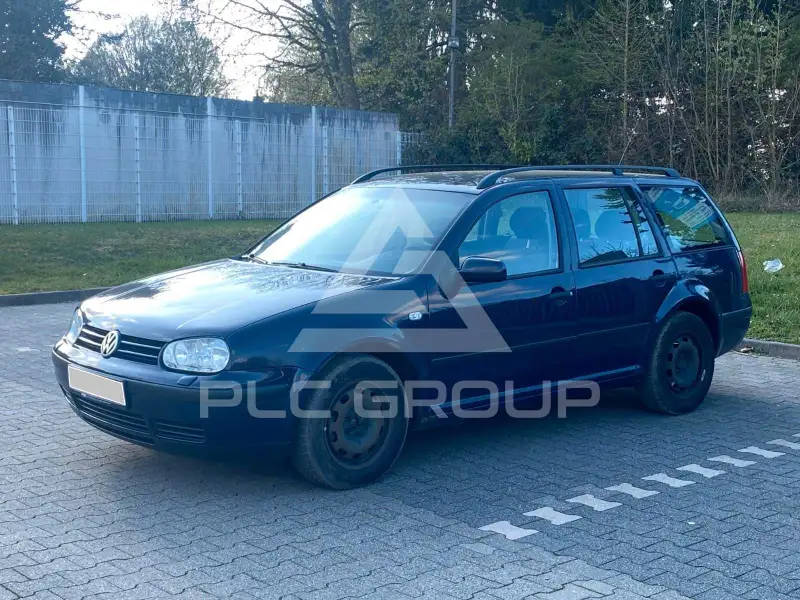 2003 Volkswagen GOLF