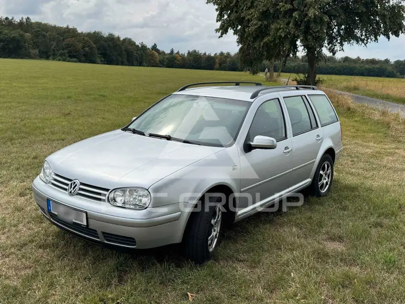 2003 Volkswagen GOLF