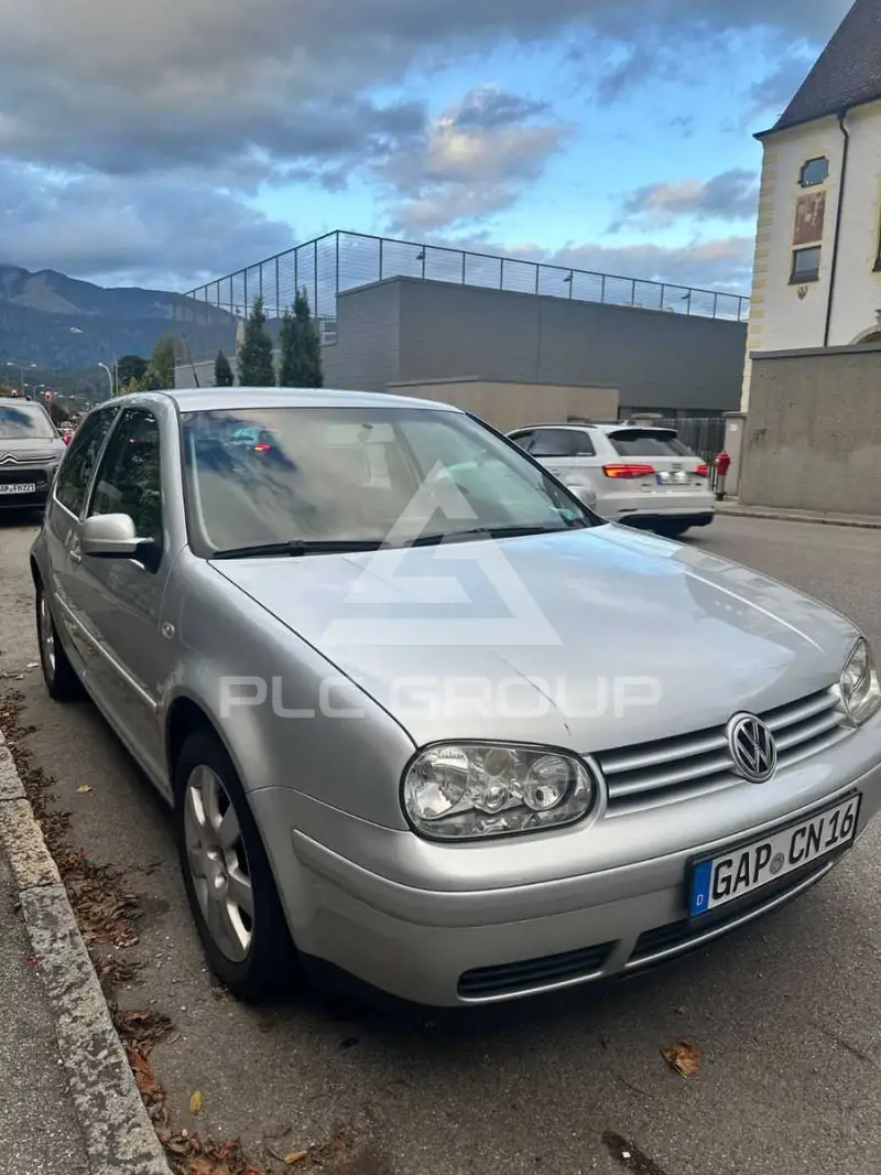 2003 Volkswagen GOLF