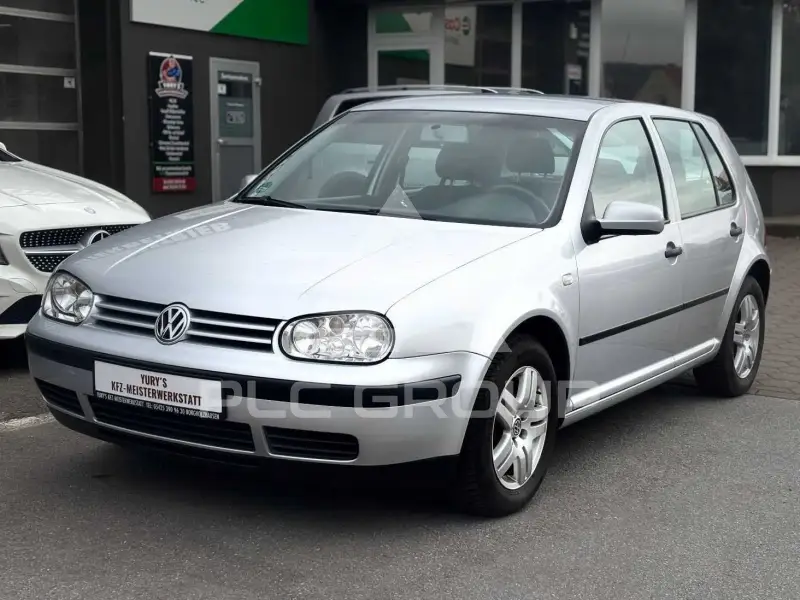 2003 Volkswagen GOLF