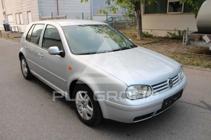 2003 Volkswagen GOLF