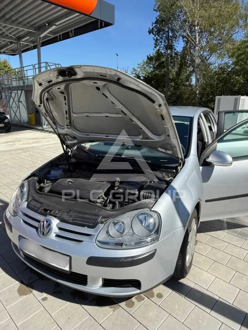 2003 Volkswagen GOLF