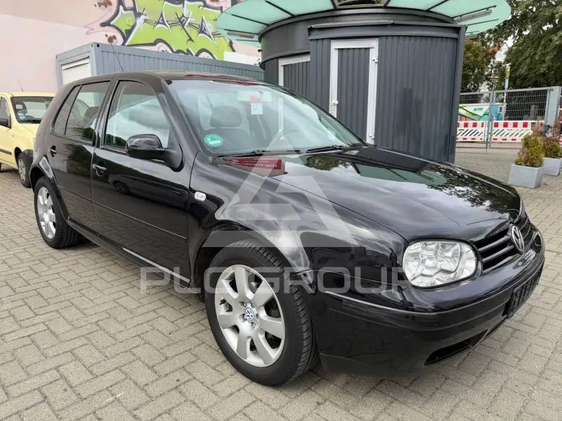 2003 Volkswagen GOLF