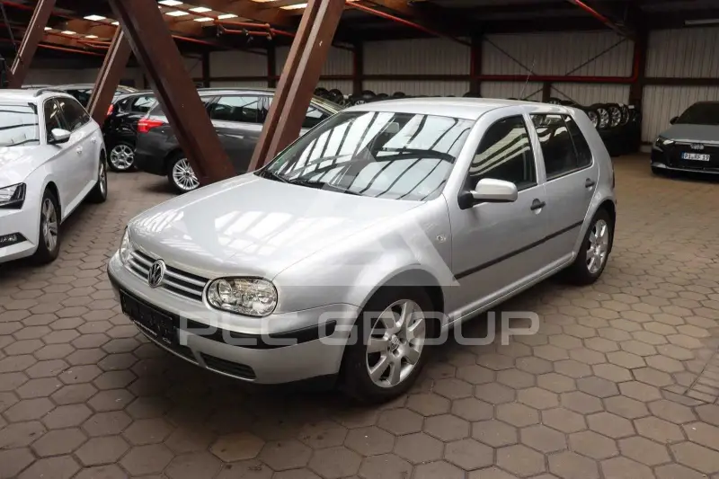 2003 Volkswagen GOLF