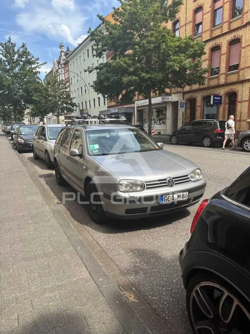 2003 Volkswagen GOLF